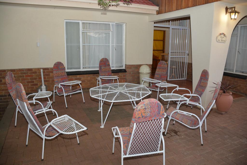 Blue Crane Guest House Μπλουμφοντέιν Εξωτερικό φωτογραφία